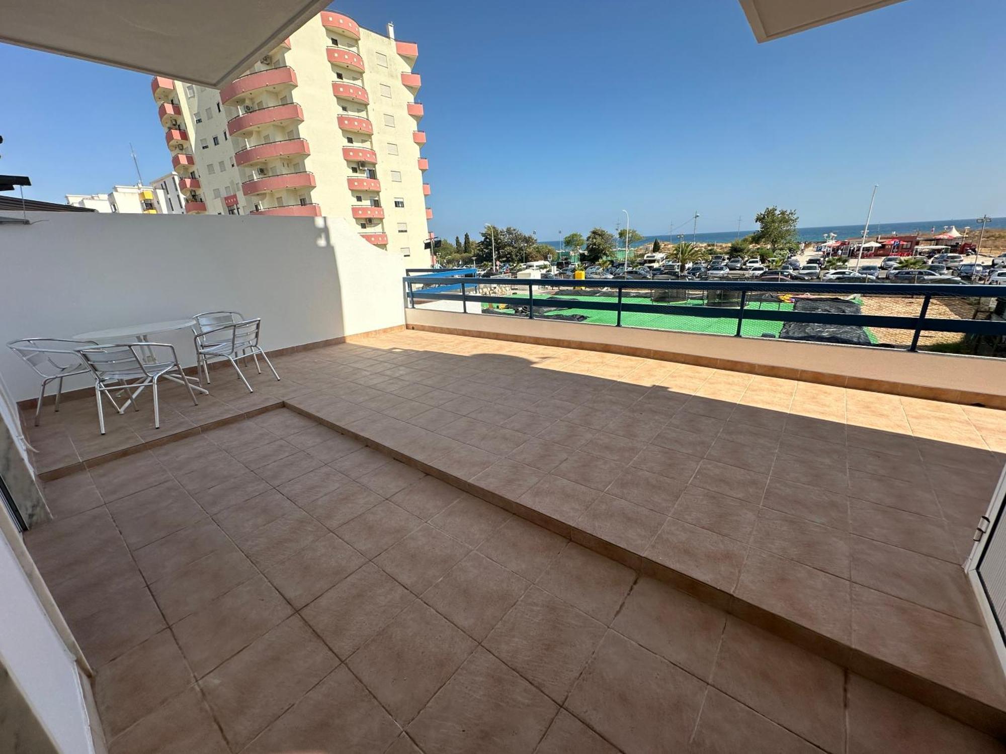 South Pearl Apartment